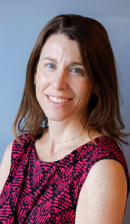 Headshot of Jennifer Bello-Kottenstette